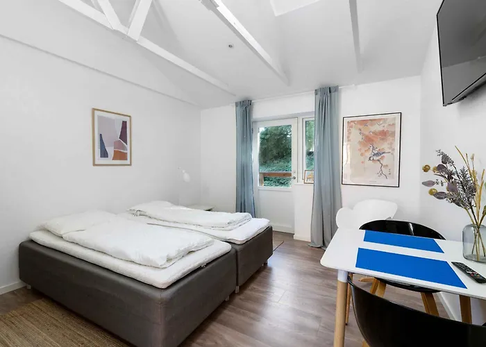 Lovely At Solgaarden 4 アパート スヴァネケ